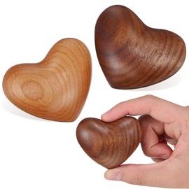 Garneck 2Pcs Wooden Heart Ornaments Handheld Heart Lucky Charm Special Hand Holding for Him/Her