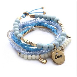 Caiyao Pulseras bohemias apilables de cuentas bohemias multicapa elásticas multicolor con colgante de amor, pulseras elásticas, pulseras multicapa apilables, joyería de moda azul