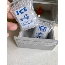 Unbranded 2 Bags Dollhouse Ice Cubes Small 1:12 or 1/6 Scale Miniature Kitchen Drink Party