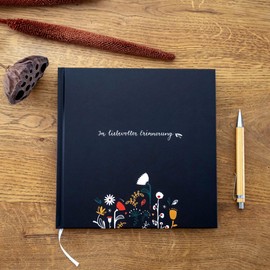 Condolence Book for Funeral Service – In Loving Memory – High-Quality Design in Black with Flowers, Memorial Book for Condolence Condolence Condolence Memorials, Sturdy Cover, 100 Pages, Blank, 21 x