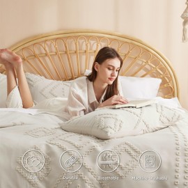 Bedsure Duvet Cover Queen - Queen Duvet Cover, Boho Bedding Queen for All Seasons, 3 Pieces, Chic Geometric Tufted Duvet Cover (Light Khaki, Queen, 90"x90")