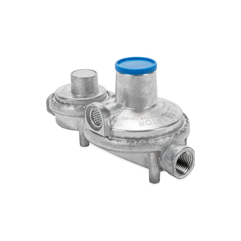 Camco Horizontal Two Stage Propane Regulator - Compatible with 20