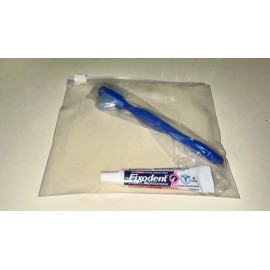 Oral-B (2) Oral-B Denture Brush with BONUS Fixodent Denture Adhesive Cream