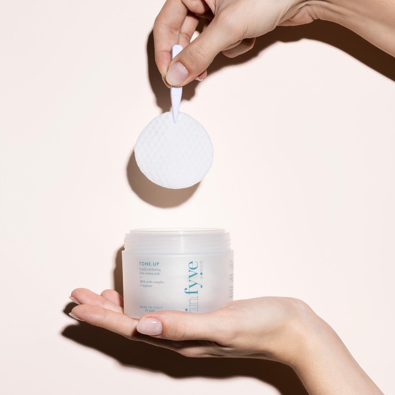 Peeling-Tonikum, 50 Pads, sanfte Wirkung, Komplex aus AHA und Arginin,