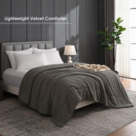 Velvet Comforter Queen Size, Alpaca Velvet, Reversible Quilt Grey Comforter for All Seasons, Breathable and Skin-Friendly, Soft Cozy Luxury Warm Bedding - 90"X90"
