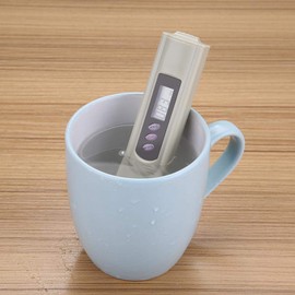 Water Quality Tester Digital TDS Dissolved Solids Meter with High Accuracy for Testing Water Quality Purity for TEMP/PPM