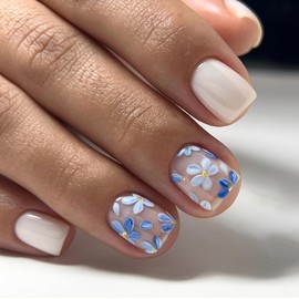 24Pcs Press on Nails Nude Fake Nails Short Square Nails Press Ons with Blue Flower Designs Acrylic Nails Summer Full Cover Stick on Nails Cute Manicure for women