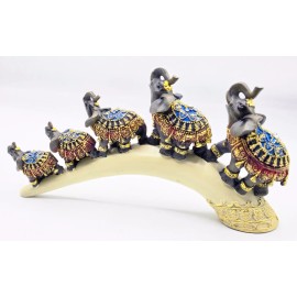 Dalax Baby and Mama Elephant Family in a Trunk Bride Good Luck Figurines Home Decor