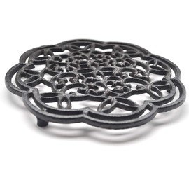 TAMUME Cast Iron Trivet for Table Service, Vintage Appeal with Rubber Feet, 19.5cm * 1.7cm (Floral Classic)