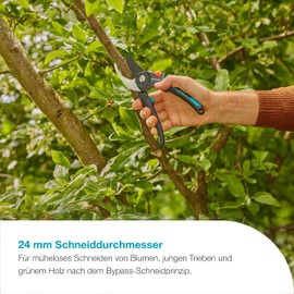 Gardena PremiumCut Pro Pruner Bypass Cut Fresh Wood 24mm Cutting Diameter Ergonomic Handles PowerCoating Blades Made in Germany (12251-20)