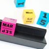 arteum – Perpetual Calendar, Cubes (Colors) – Multicolor