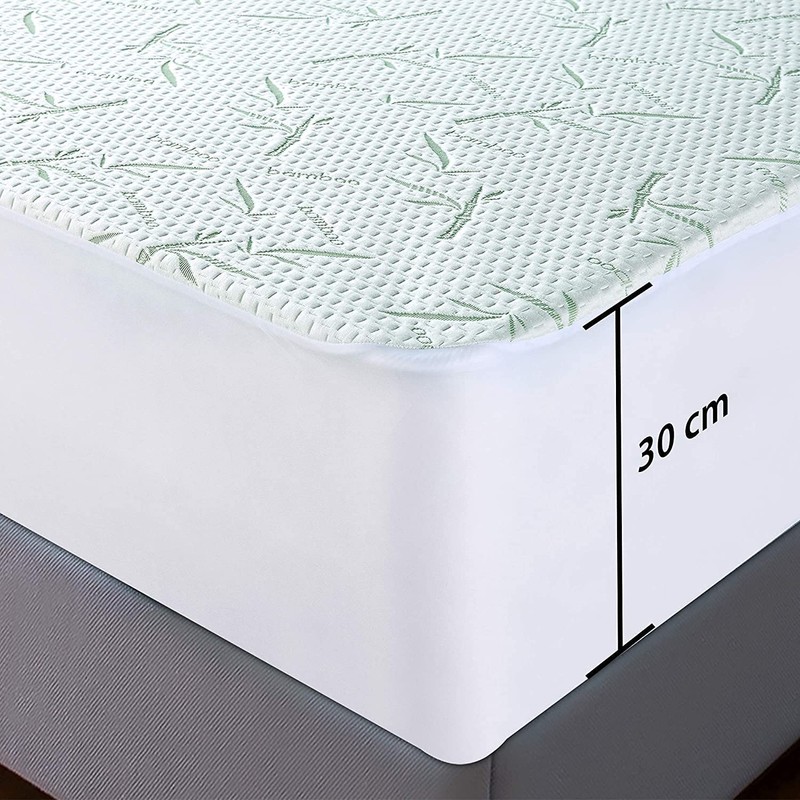 Utopia Bedding Waterproof Bamboo Mattress Protector - (140 x 200