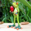 Dorlotou Frog Figurines Frog Statue Lady Frog Holding a Cocktail