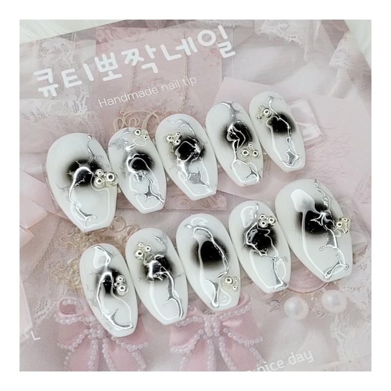 Black Hole Cheek Handmade Nail Tips - Oval XL /