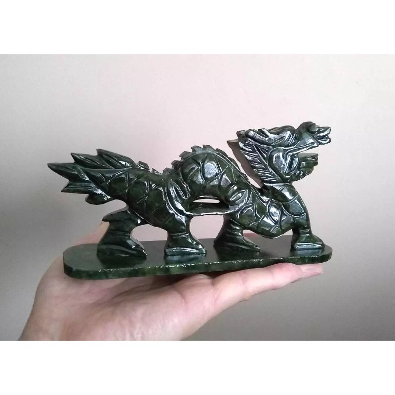 China Green Jade Dragon Carving decoration collection lucky home office