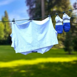 Sonicefit Portable Retractable Clotheslines with 12 Clothespins, Windproof Clothes Drying Line with 13 Anti-Skid Clips, Laundry Drying Line for Backyard Vacation Hotel Balcony (1Pack-Black)