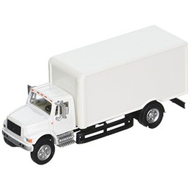 Walthers SceneMaster International, White 4900 1-Axle Van