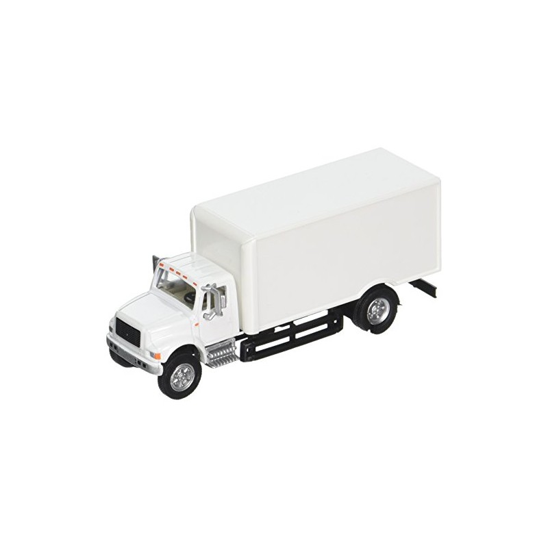 Walthers SceneMaster International, White 4900 1-Axle Van
