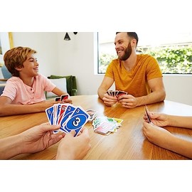 UNO Juego De Cartas Original, Baraja Clásica con Colores Y Acciones, Diversión Familiar para Partidas Rápidas, Diseño Icónico De Mattel, para 7 Años En Adelante