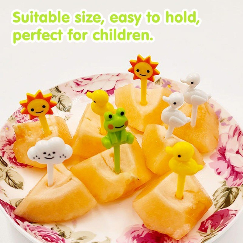 GDFHBD 48 Pieces Mini Plastic Fruit Signs, Cute Cartoon Animals,