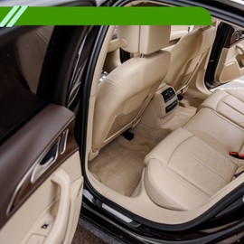 HOPESPANNER Universal 6.7" Length 4.3" Width 9.8" Height Car Trash Can Hanging Trash Bin Faux Leather 1 Pc with Lanyard Green