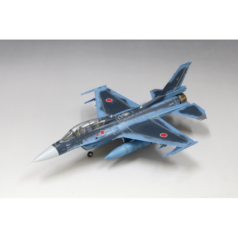 FineMolds 1/72 Jet Aircraft Series Air Self-Defense Force F-2B Fighter