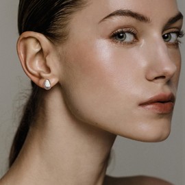 Sonateomber 3Pcs Small Cubic Zirconia Teardrop Stud Set Earrings for Women Teen Girls – Cute Aurora Borealis Crystal Tiny Rhinestone Shell Tear Waterdrop Cartilage White Gold Earing Hypoallergenic 925 Sterling Silver Prom Everyday Jewelry Gift