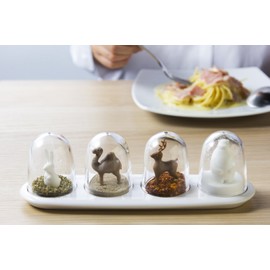 クオリー 塩 コショウ 調味料 スパイス 入れ 容器 ボトル 収納 卓上 北欧 シーズニングシェイカー アニマルパレード 9004500