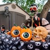 Fuutreo 2 Pcs Eyeballs Halloween Decorations 6 Inch Pumpkin Eyeballs