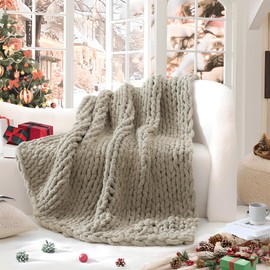 WRENSONGE Sage Green Chunky Knit Blanket Throw, 50"x60" Large Chunky Knit Throw Blanket for Couch, Bed, 100% Hand Made Chenille Throw Blanket, Soft Fluffy Cable Knit Blanket Warm Machine Washable