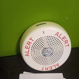 Siemens Industry SLSPSCW-AL Speaker Alarm And Strobe Light Fire Alarm