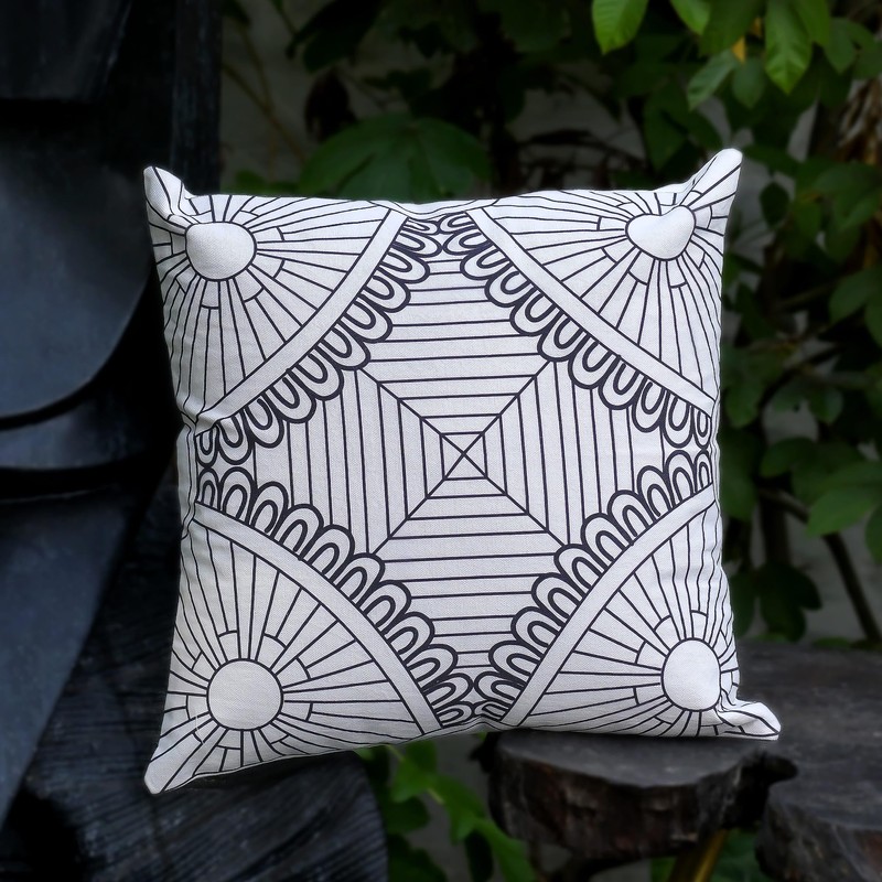 Glamm Texa Abstract decor Cushion Covers White And Gray 45cm