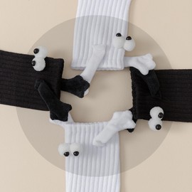 Petrass Funny Socks Gifts Idea Couple Magnetic Hands Holding Socks Birthday Anniversaries for Men, Women, Him, Friends 3D Pure White Black 2pcs