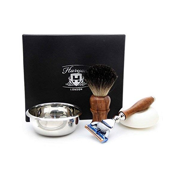 Set of 4 wooden shaving set for men grooming. The