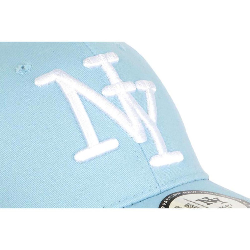 Hip Hop Honour NY Light Blue and White Class Visors
