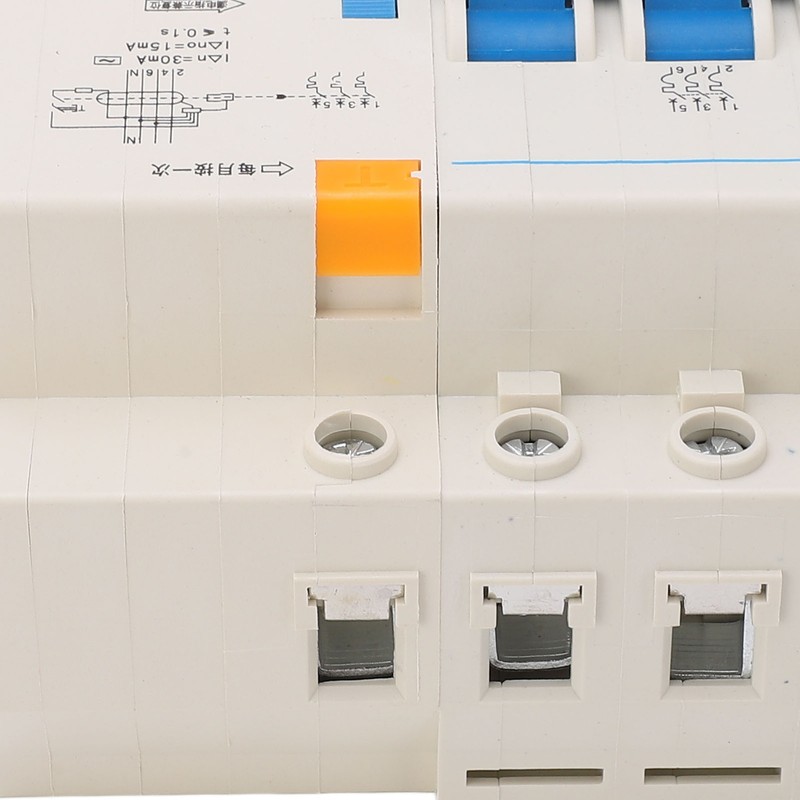 Circuit Breaker 3P and N MCB DIN Rail Mount 4500A