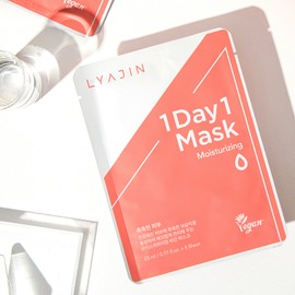 riazine Riajin One Day One Moisturizing Mask 6 pieces per set Highly concentrated, high fitting vegan mask / 리아진 원데이원 모이스처라이징 마스크 6매입1세트 고농축 고밀착 비건마스크