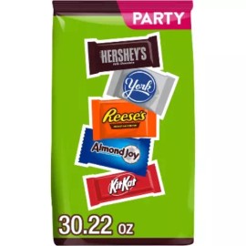 Hershey's Milk and Dark Chocolate Assortment Snack Size Candy - 30.22oz - Default