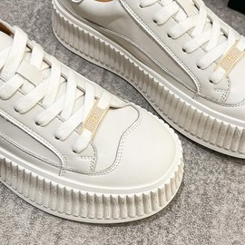 ANATTASOUL Charm Shoelace Buckle Golden Cross Pattern Shoe Lace Charm Bling Diamond Locks for DIY Craft Detachable Shoe Jewelry Decorations Sneakers Wedding Shoes Diy Crafts Accessories