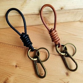 2 Pack Retro Leather Rope Keychain，Woven Leather Key Chain Key Ring Holder，Vintage Car Fob Key Keychains Accessories for Men Women (Style1, One size)