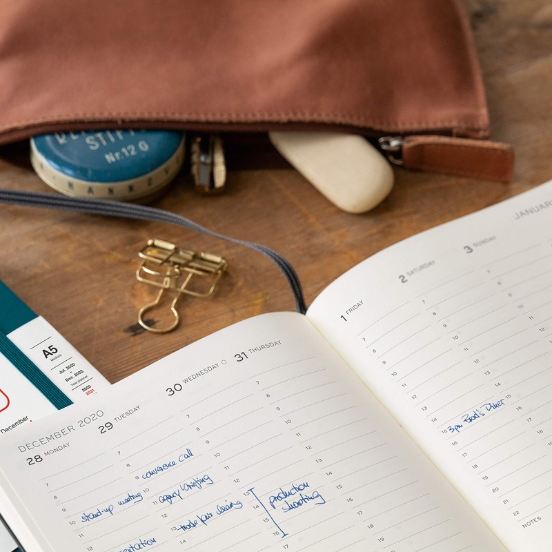 2021 Academic Weekly Planner Hardcover Medium (A5) - 18 Months