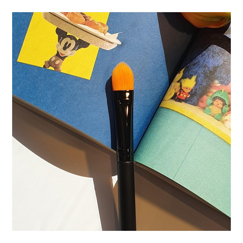 TOGO Concealer Brush / TOGO 컨실러 브러쉬