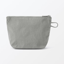 MUJI 84475658 Wrinkle Nylon Pouch with Gusset, Gray, S, Approx. 6.5 x 4.3 x 2.4 inches (16.5 x 11 x 6 cm)