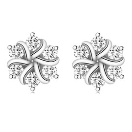 LANGLY Silver Snowflake Stud Earrings for Women Girls, White Gold Plated Sowflake Cubic Zirconia Christmas Earrings Gifts for Xmas Christmas Winter Holiday
