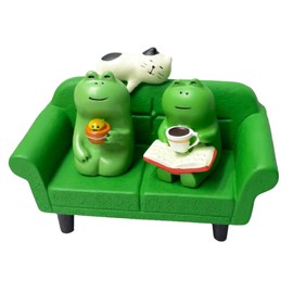JK.Sunrise Cute Room Home Décor Miniature Frog Figurines Funny Frog Sculpture for Shelf Indoor Miniature Things Decorations Frog for Collectibles Lovers Two Frogs on Sofa (Green)