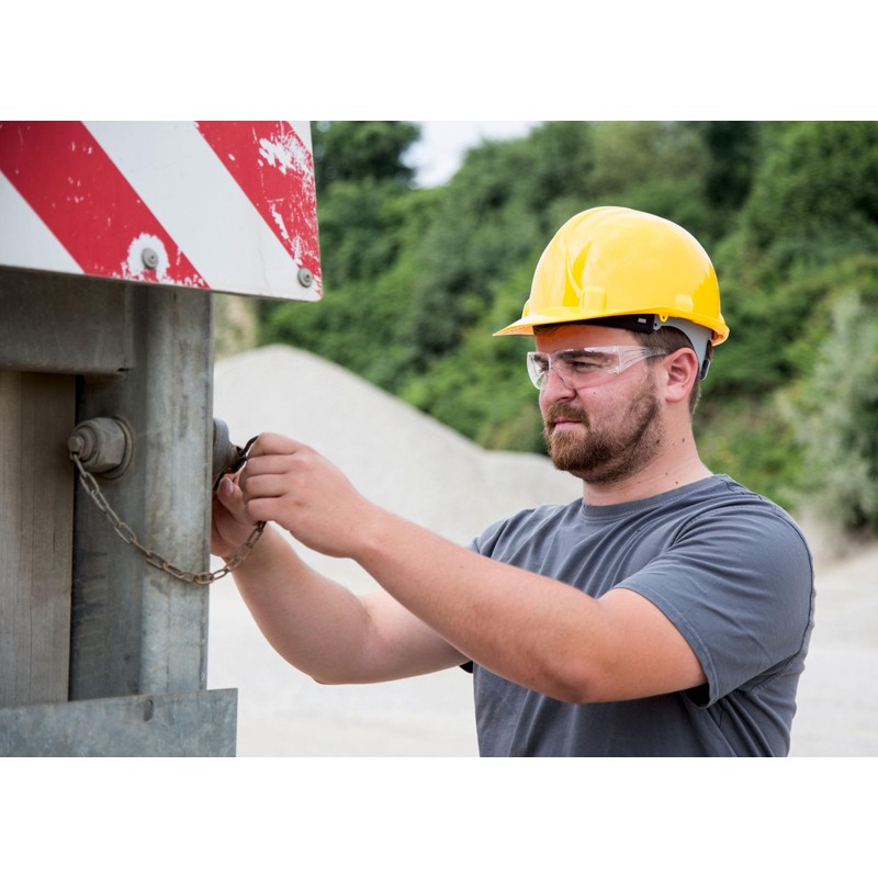 Kerbl 34501 Polyethylene Helmet 6-Point Fitting
