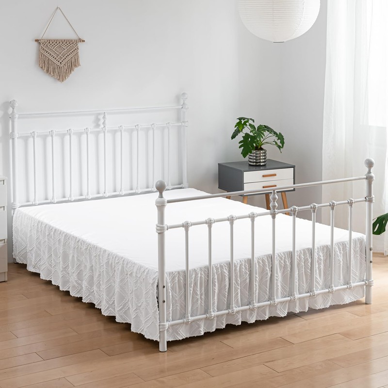 Tufted King Size Bed Skirt, Ruffled with Split Corners, 18