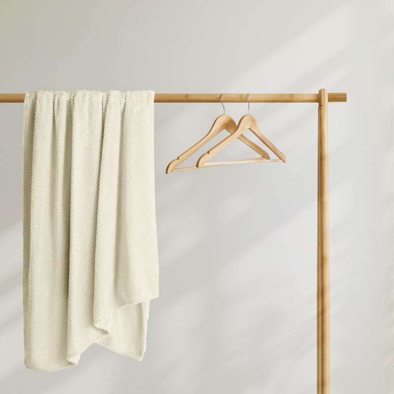DecoKing Henry Cuddly Blanket, Soft, Fleece Microfibre Bedspread in Scandinavian