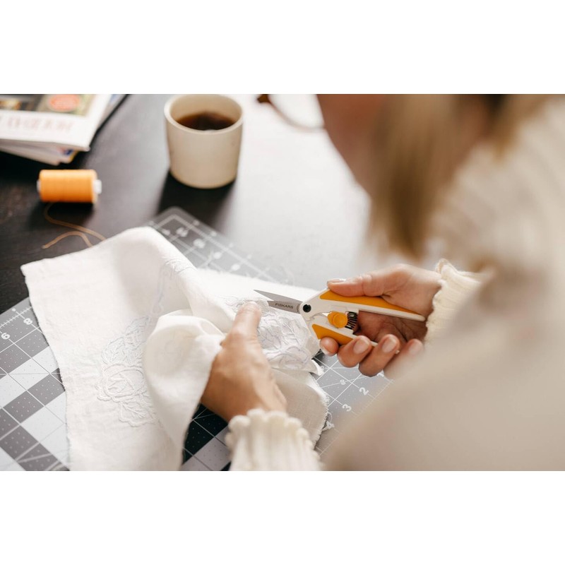 Fiskars 15cm Easyaction™ Scissors – Micro-Tip™ Shears for Sewing &