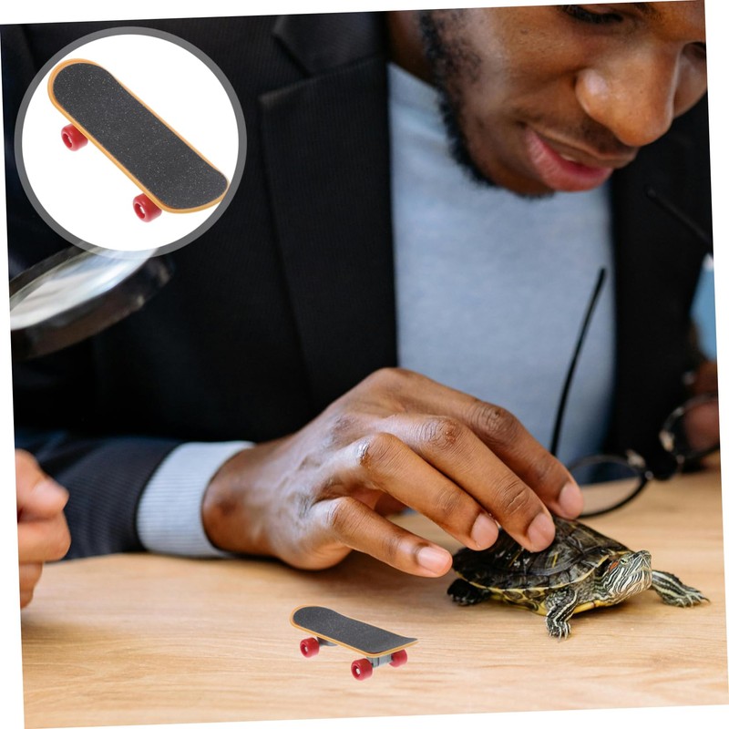 Levemolo Pet Turtle Skateboard Bearded Dragon Scooter Accessories for Tortoises